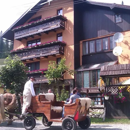 Goralturist Guest house